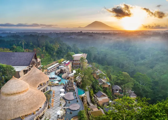 The Kayon Jungle リゾート 5*